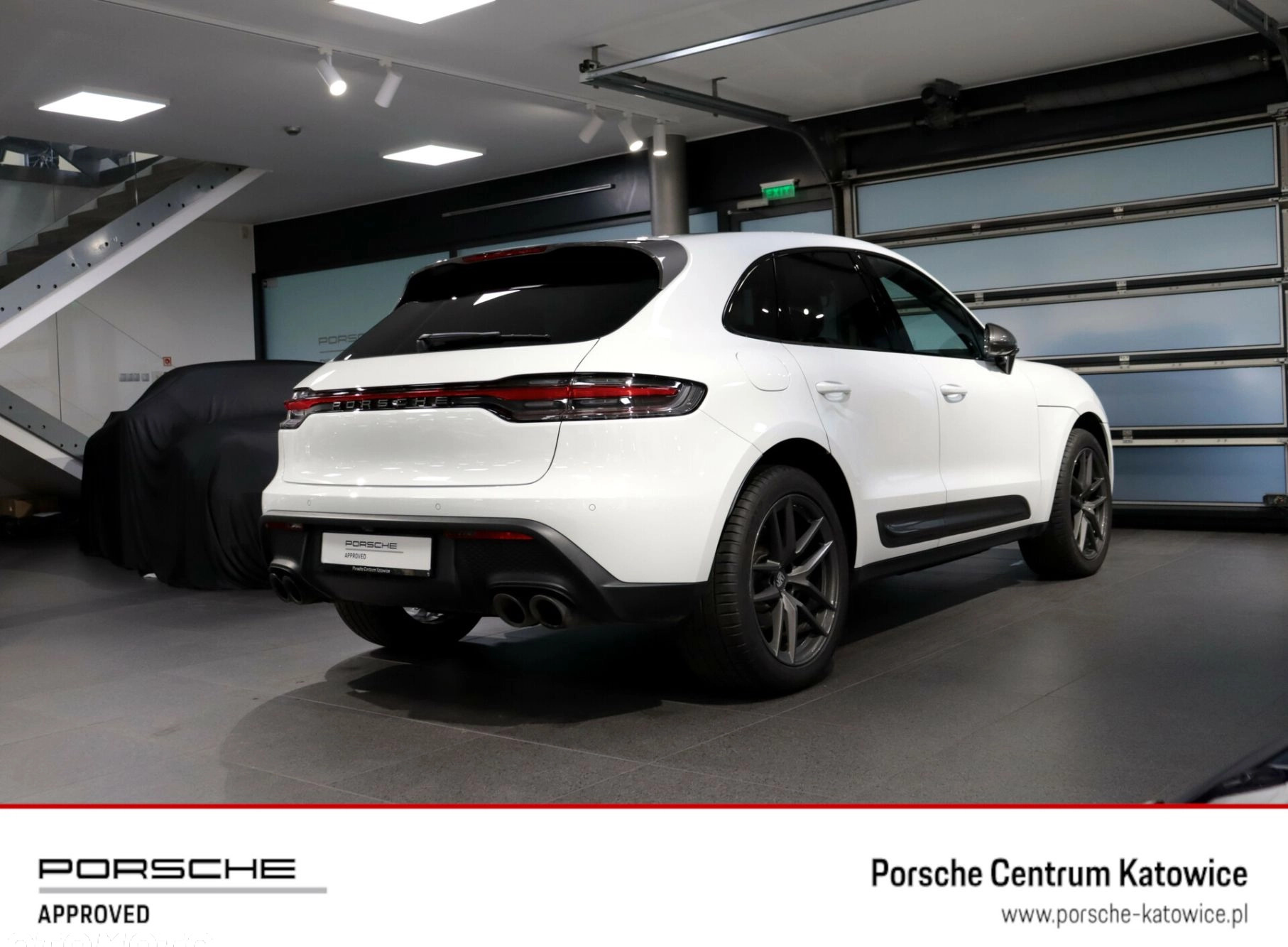 Porsche Macan cena 335000 przebieg: 5496, rok produkcji 2023 z Katowice małe 277